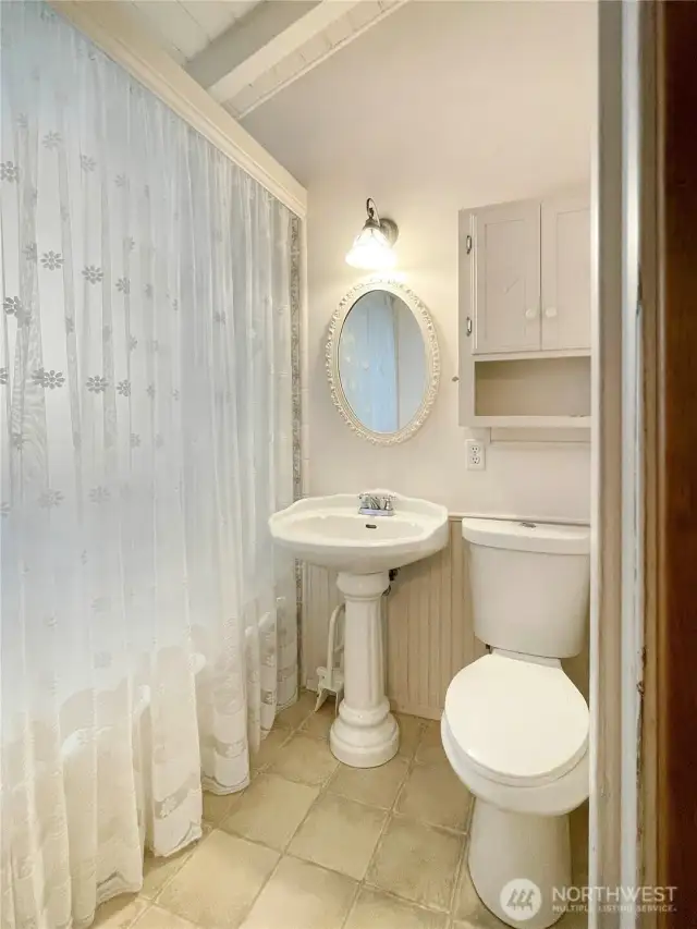 Second bathroom.