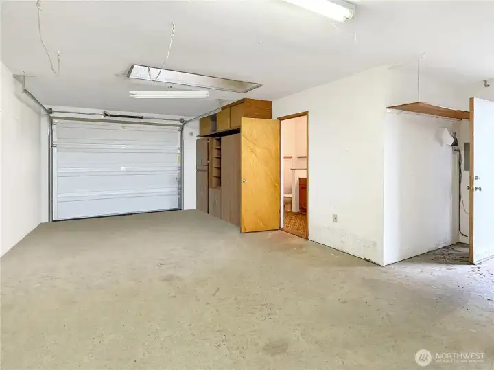 Detached garage virtually removed items