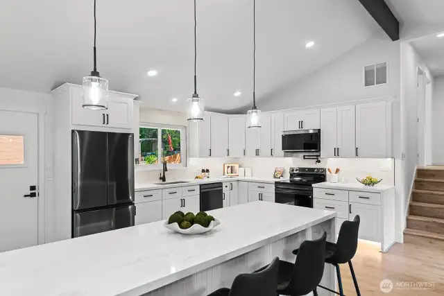 Gorgeous island with Quartz