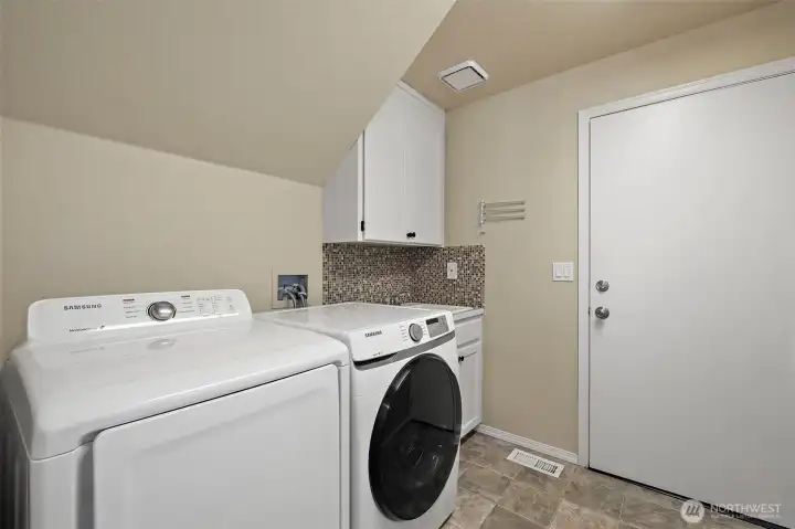 Laundry Room with sink