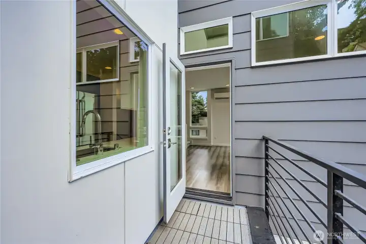 Kitchen and living room balcony