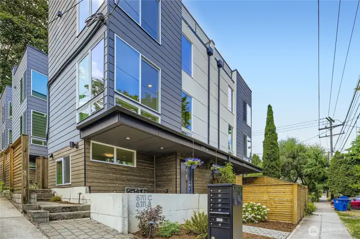 Front corner unit on a quiet street