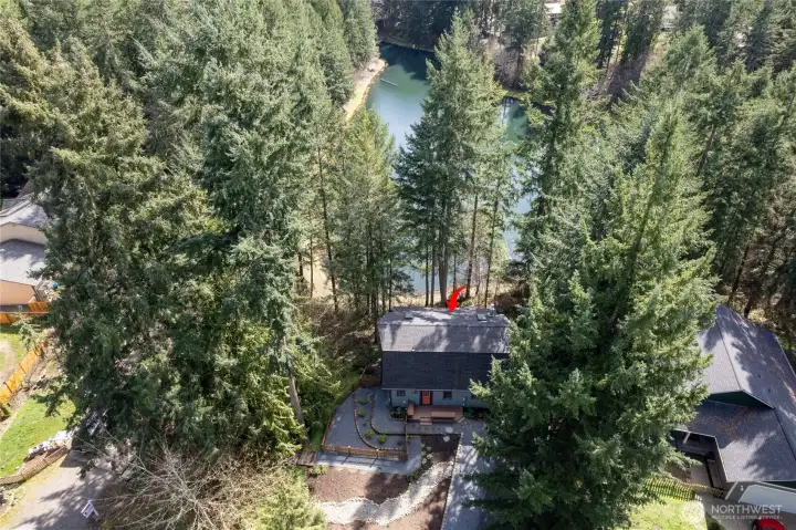 Lakefront home with views of Horseshoe Lake and Clearwood Lake to the right