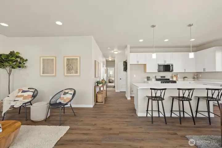 Photographs are for illustrative purposes only. Features, finishes, interior/exterior colors, landscaping and floorplan shown may vary from actual homes built