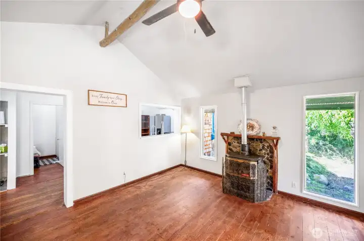 Toasty propane stove