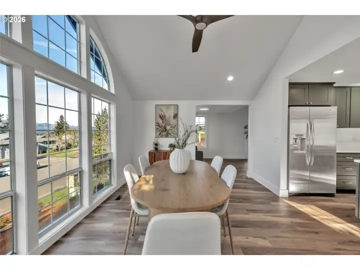 Dining Room - Vaulted Ceilings