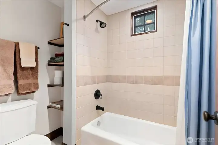 Jack & Jill Bathroom - Upper level