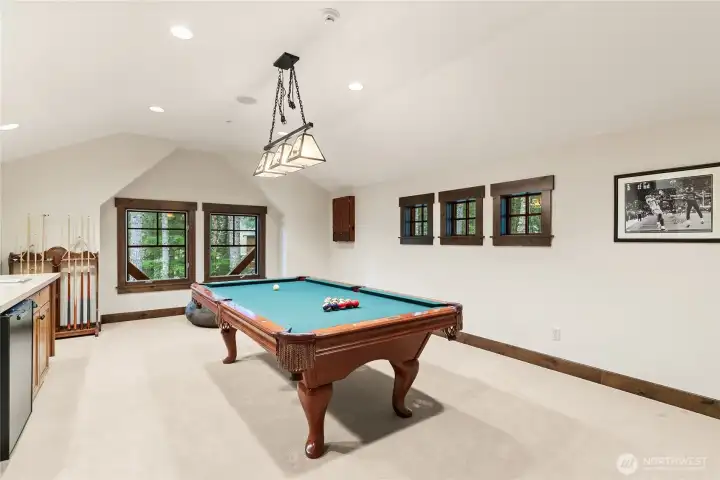 Spacious rec room with a convenient kitchenette