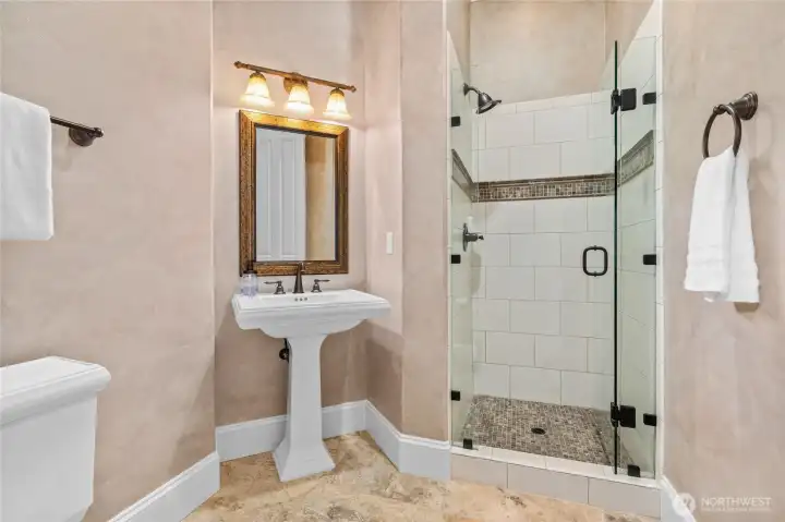 3/4 bath on the main floor 3/4 bath on the main floor