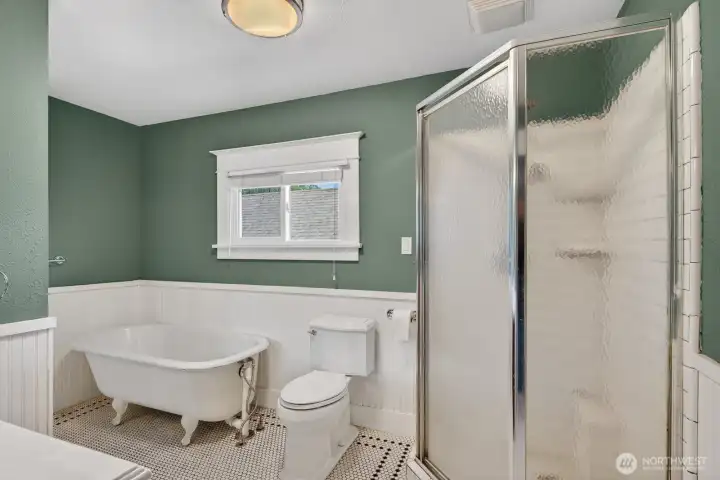 Full size bathroom with clawfoot tub. Full size bathroom with clawfoot tub.