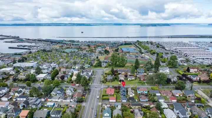 One block from Grand Ave park and situated in a the coveted Whittier Elementary boundary. One block from Grand Ave park and situated in a the coveted Whittier Elementary boundary.