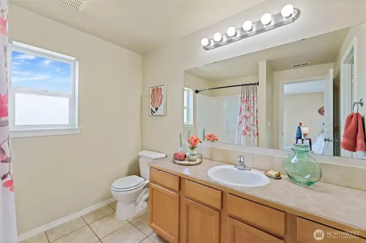 Primary Full Bathroom