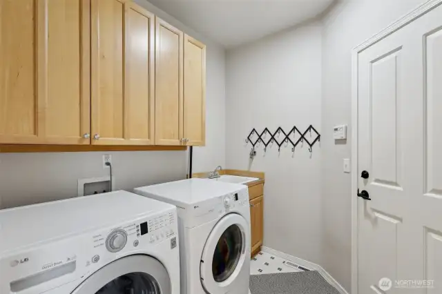 Laundry Room with sink