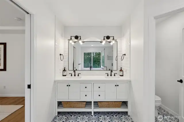 His and Hers sink