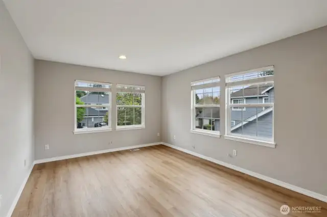 Spacious Bonus Room