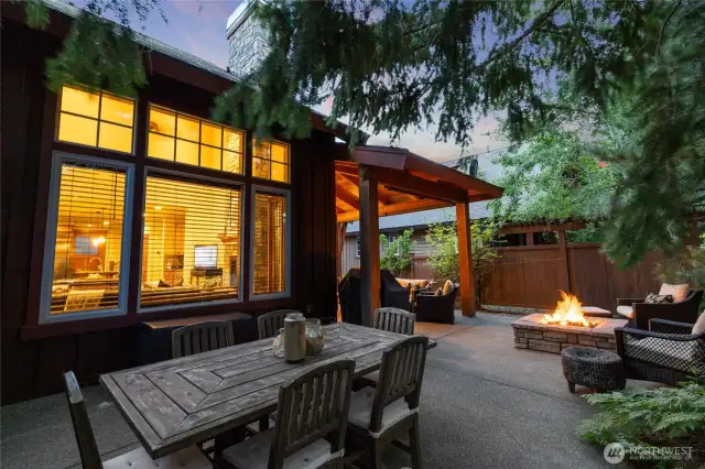 Such a private and functional backyard.