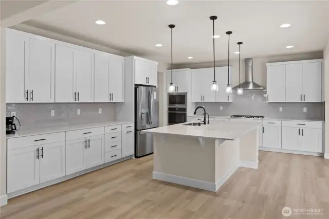 Kitchen with eating space and high end appliances