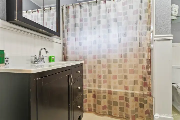 Main bathroom with heated floors