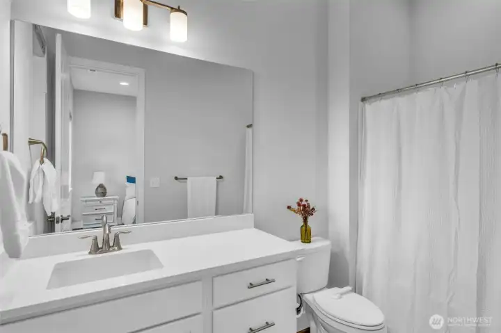 Guest Suite attached bath