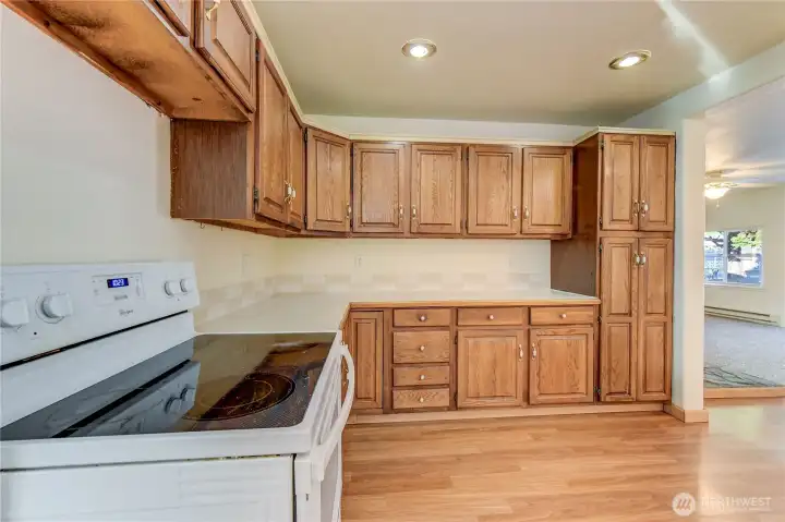 Kitchen Oak cabinets with pantry