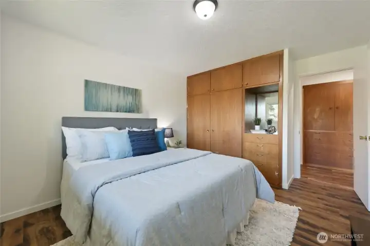 And more built ins!!!