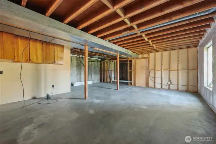 Amazing unfinished basement all ready to finish for additional living space.