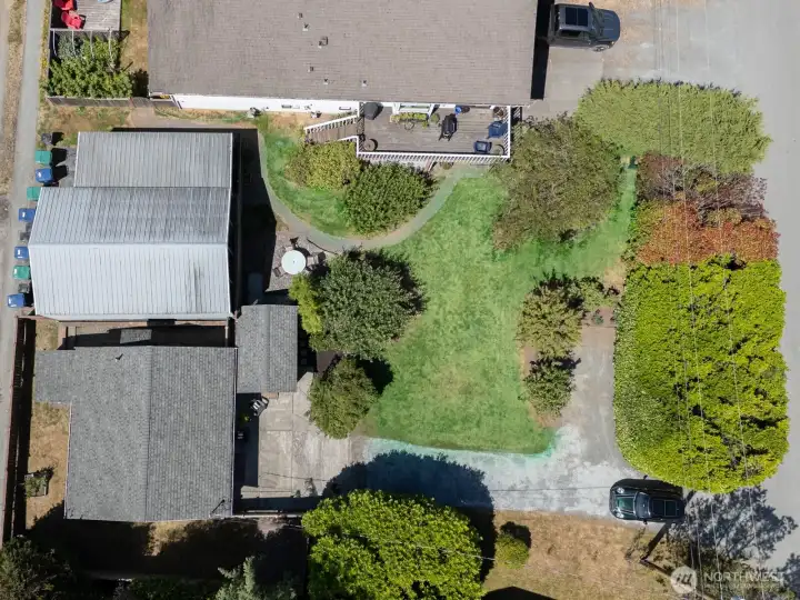 Home is set back on lot for maximum privacy.. .and build opportunities