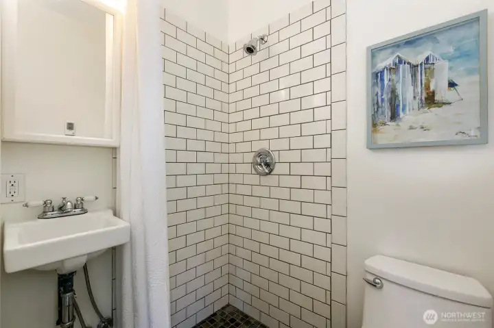 Three Quarter Batrhoom