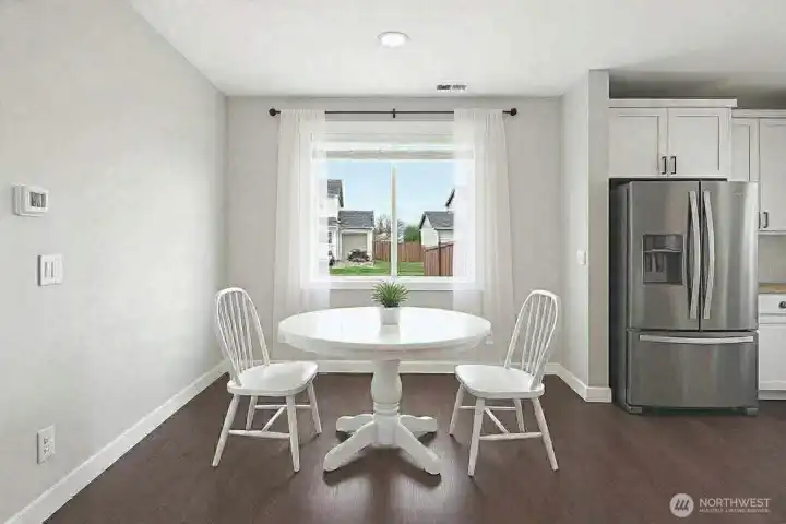 Dining off of kitchen