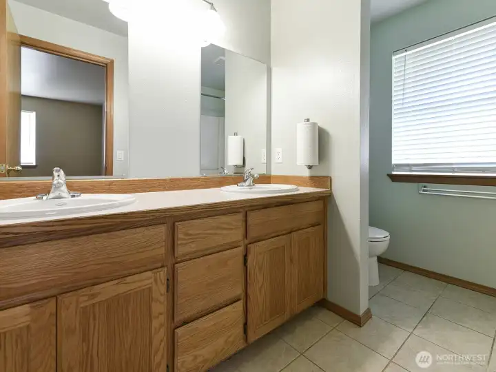 Primary bath