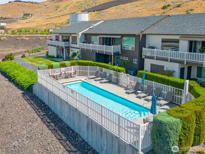 Private swimming pool for The Cliff's 4 owners.