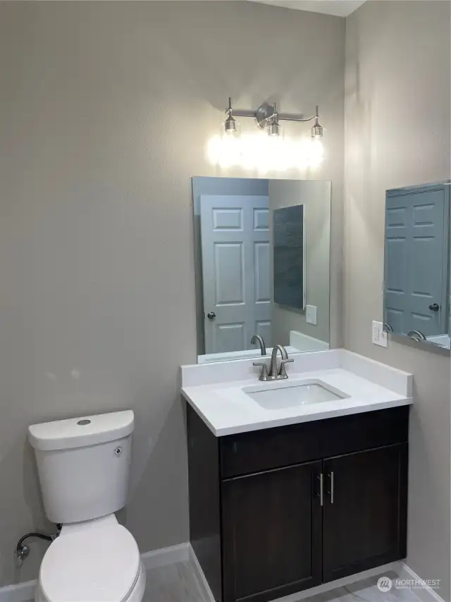 2nd Bathroom