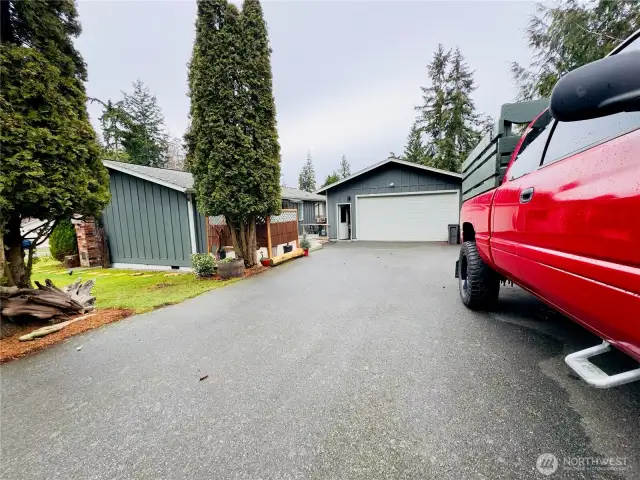 driveway depth perspective