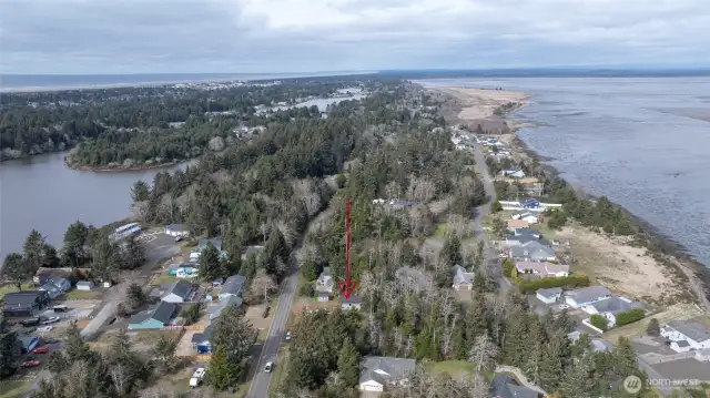 Last, you see how the home is situated so perfectly between Duck Lake and the Bay, as well as the proximity to ocean beaches. What a location!