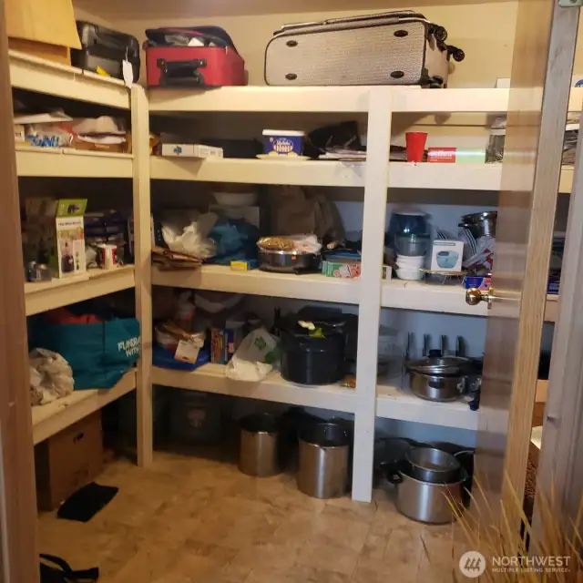 Lower Level 12x7 Store Rm