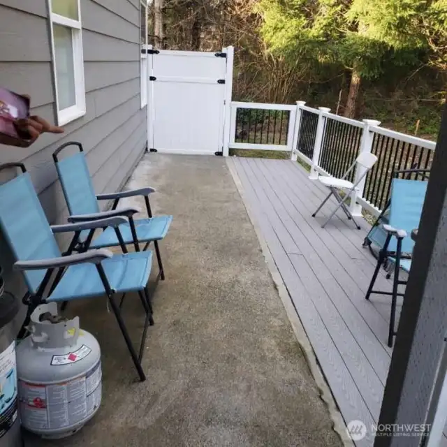 East LL Deck