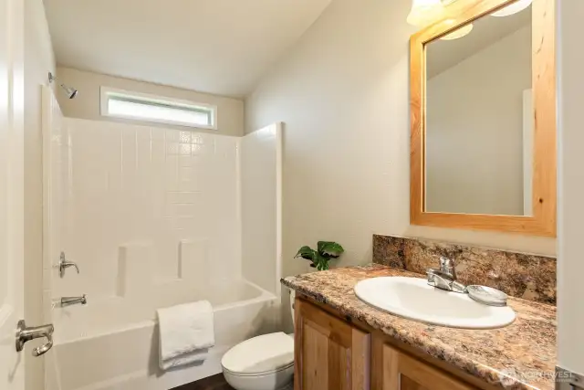 Guest full bath.