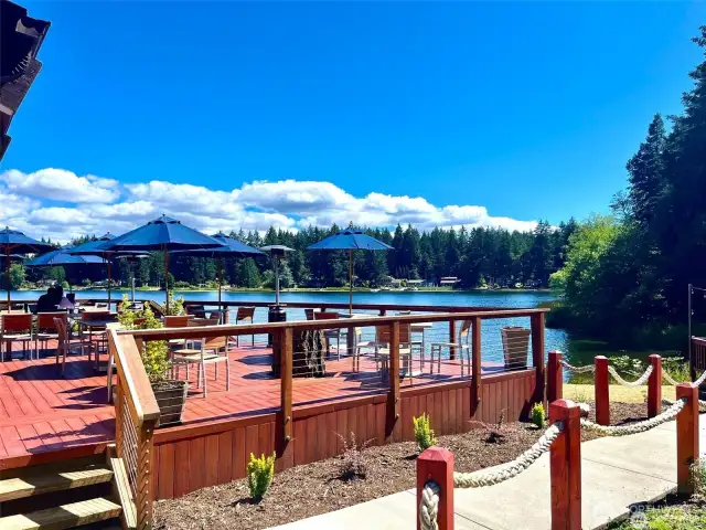 Riviera Lakeshore Restaurant