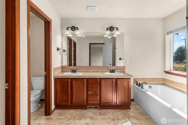 Primary bath