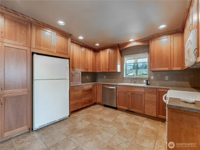 Main floor kitchen