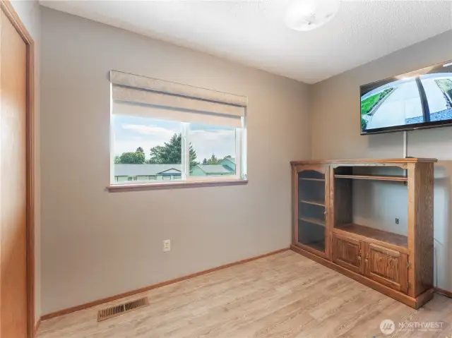 Main floor bedroom #2