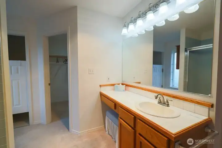 Bathroom off primary