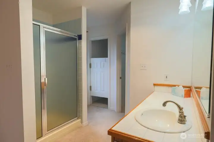 Bathroom/shower off primary