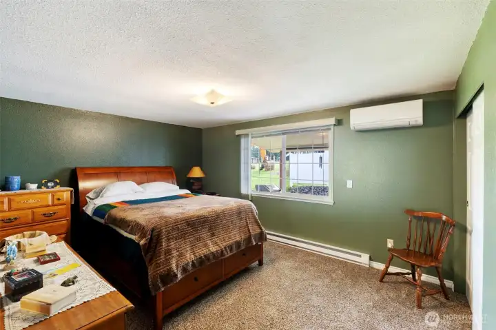 Primary bedroom, mini-split for heating & cooling.