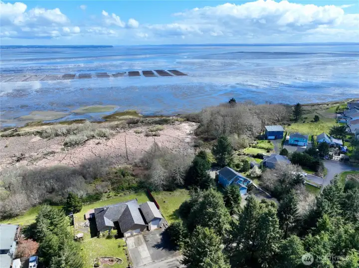9,000 sf Grays Harbor Bay view lot at Ocean Shores, WA