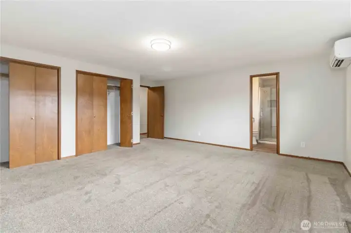 Spacious Primary Suite- with two large closets