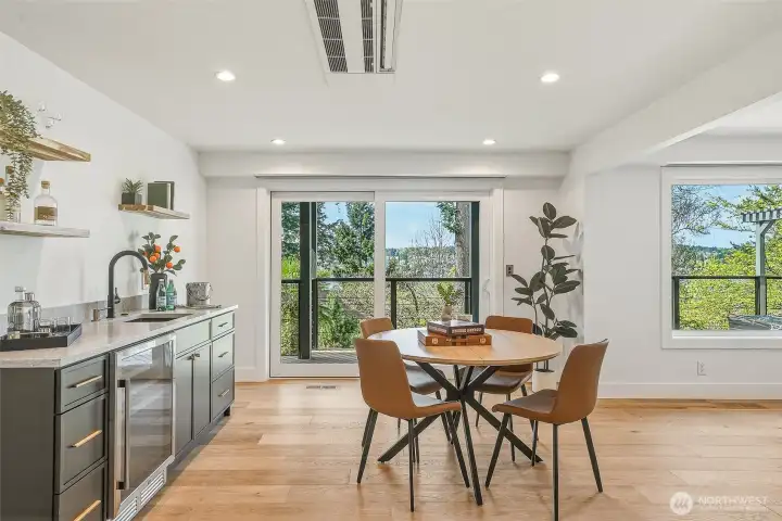 Entertainer's dream with wet bar and