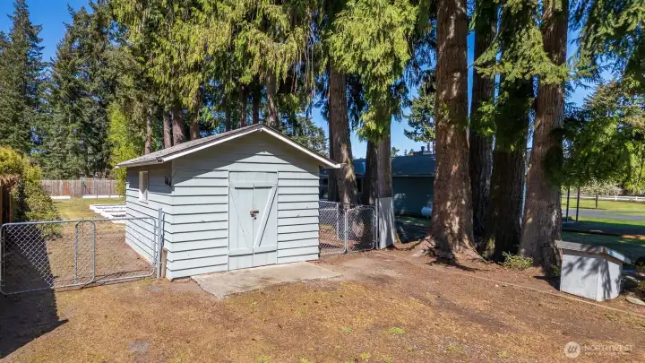 324 sq ft shop/garden shed