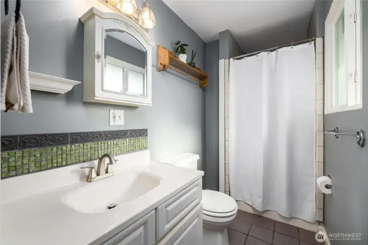 Primary ensuite.