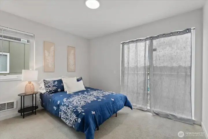 Huge 3rd floor bedroom